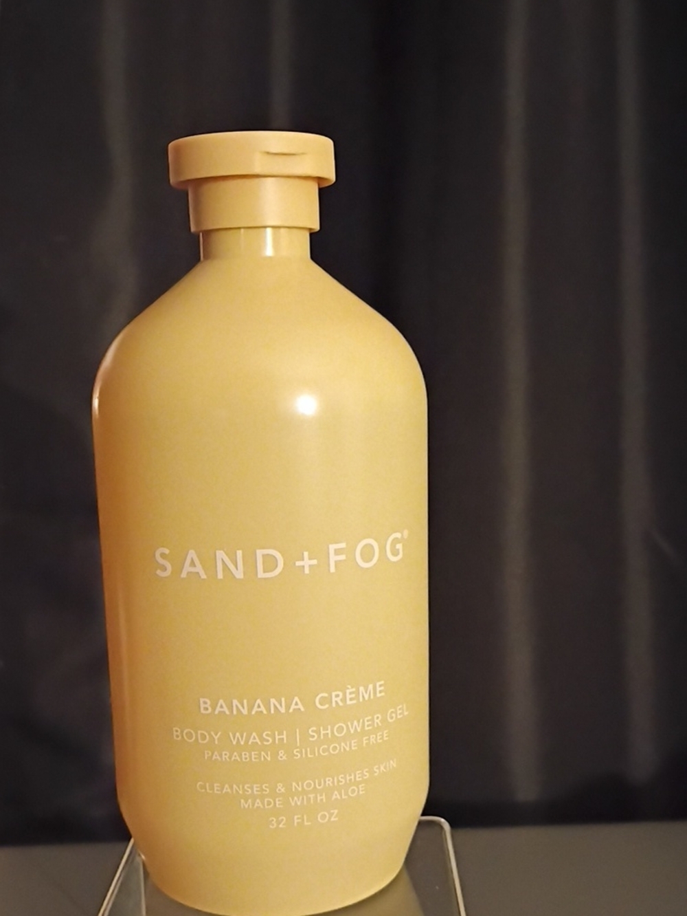 Sand + Fog Banana Crème Body Wash - Yellow